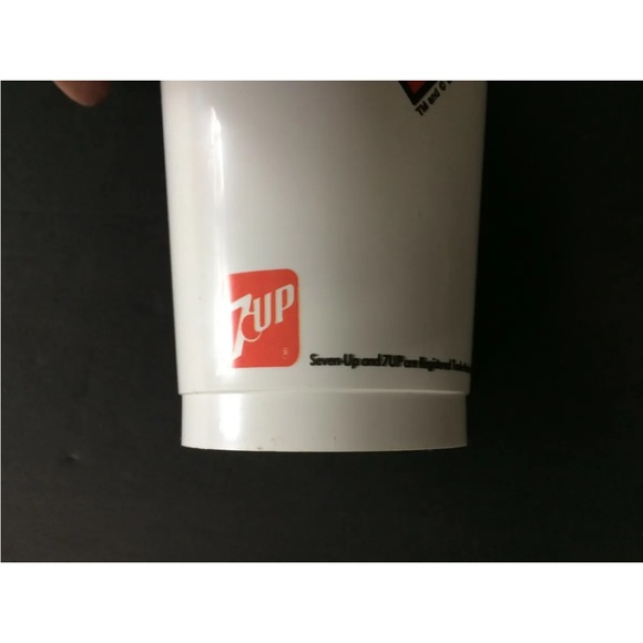 Lot of 6 Vintage 80s DC Comics Superman Styroware 7-Up Movie Drink Cups - Picture 6 of 7